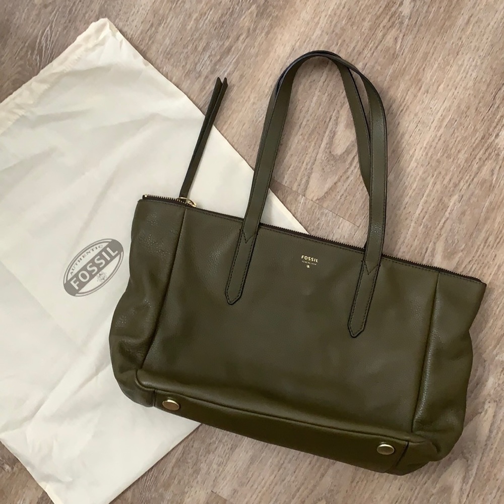Fossil pebble leather tote